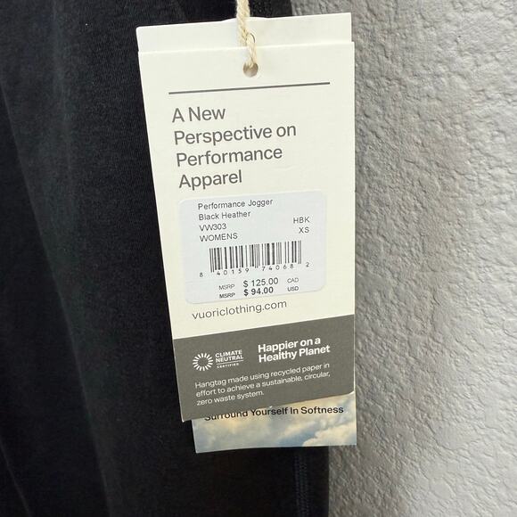 New VUORI Women's Performance DreamKnit Jogger - Picture 9 of 9